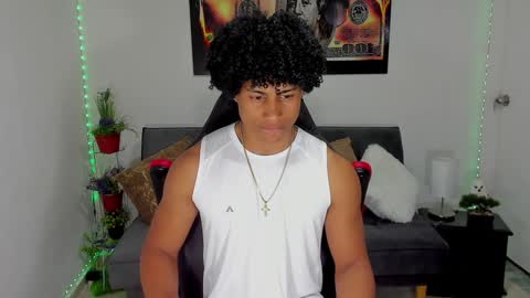 Snapshot of nathan_sexy247 chatting on 02/06/25, 02:22 Nathan online show from 02/06/25, 02:22