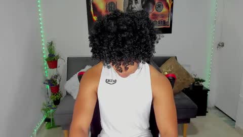 Snapshot of nathan_sexy247 chatting on 02/13/25, 02:31 Nathan online show from 02/13/25, 02:31