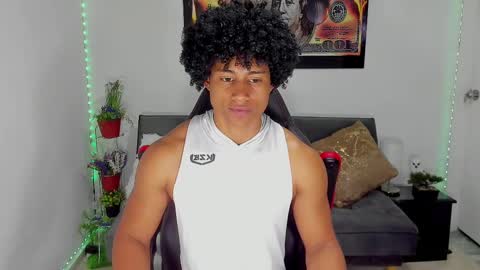 Snapshot of nathan_sexy247 chatting on 02/17/25, 02:15 Nathan online show from 02/17/25, 02:15