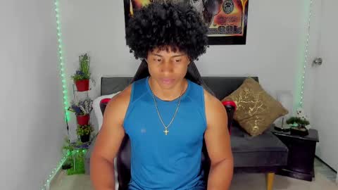 Snapshot of nathan_sexy247 chatting on 02/19/25, 02:23 Nathan online show from 02/19/25, 02:23