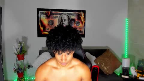 Snapshot of nathan_sexy247 chatting on 10/17/25, 10:29 Nathan online show from 10/17/25, 10:29