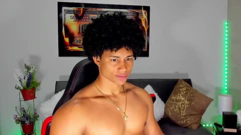 Snapshot of nathan_sexy247 chatting on 10/18/25, 11:27 Nathan online show from 10/18/25, 11:27