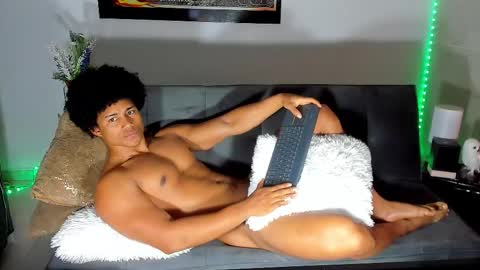 Snapshot of nathan_sexy247 chatting on 10/29/25, 09:44 Nathan online show from 10/29/25, 09:44