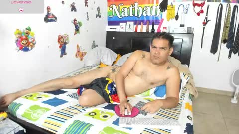 Snapshot of nathannathaniel chatting on 05/14/26, 10:27 nathan nathaniel online show from 05/14/26, 10:27