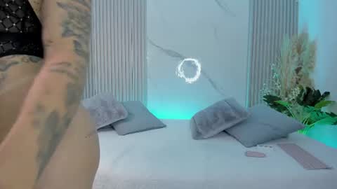 Snapshot of nathassa_grant_ chatting on 07/02/26, 11:27 Natha online show from 07/02/26, 11:27