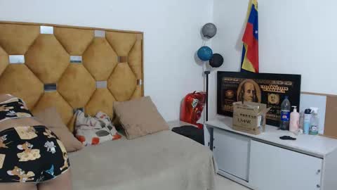 nathy_voyeur online show from 04/26/26, 03:37