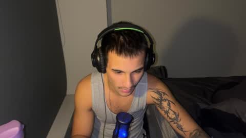 native_boy2 online show from 03/10/26, 02:44