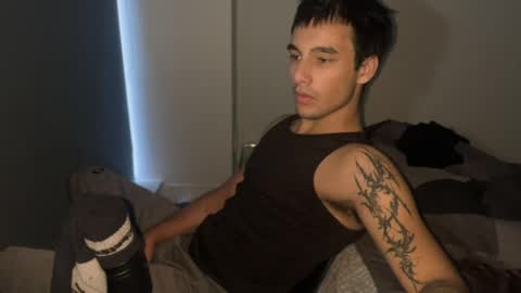 native_boy2 online show from 04/19/26, 04:56