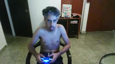 Snapshot of natsurept chatting on 10/20/25, 11:21 Jose online show from 10/20/25, 11:21