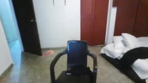 Snapshot of natsurept chatting on 12/21/25, 10:44 Jose online show from 12/21/25, 10:44