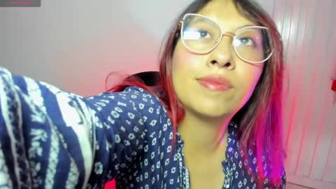 Snapshot of natt15 chatting on 06/03/26, 10:04 Natalia online show from 06/03/26, 10:04