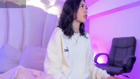 Natalia online show from 05/10/26, 03:33