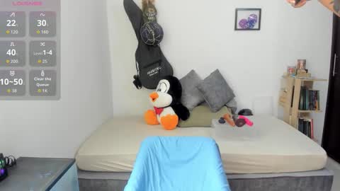 Snapshot of natt_op chatting on 10/29/25, 08:43 natt_op online show from 10/29/25, 08:43