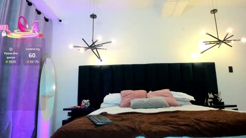 nattashaa online show from 03/12/25, 11:42