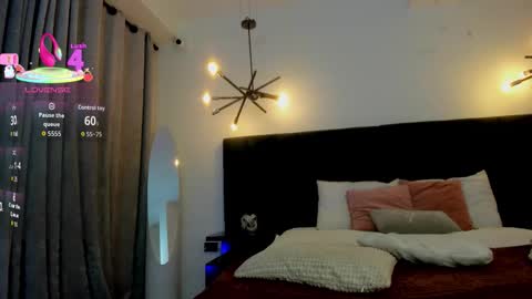 nattashaa online show from 09/30/25, 11:26