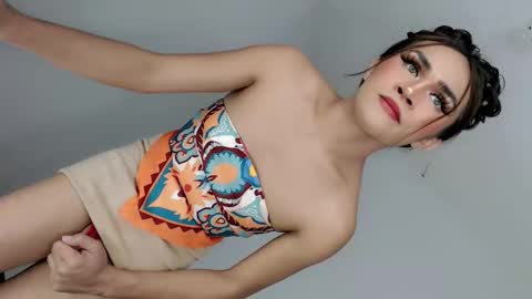 Nathalie smith online show from 06/05/26, 06:52
