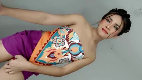 Nathalie smith online show from 06/09/26, 06:47