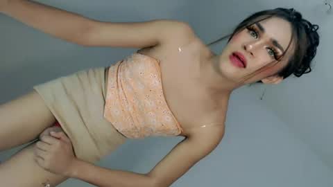 Nathalie smith online show from 06/19/26, 01:54