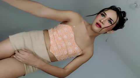 Nathalie smith online show from 06/22/26, 03:19