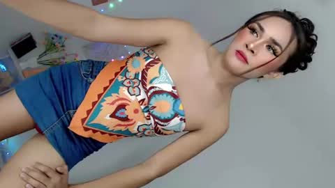 Nathalie smith online show from 07/08/26, 06:07