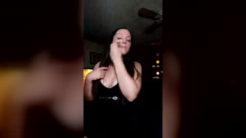 Snapshot of natti_uncensored chatting on 07/04/26, 01:12 Noemii Knightz online show from 07/04/26, 01:12