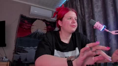 Snapshot of nattinred chatting on 06/11/26, 03:15 Pure evil Nat NONUDE GODDESS online show from 06/11/26, 03:15