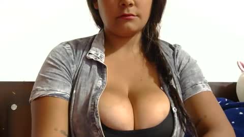 natalia online show from 05/27/26, 03:47