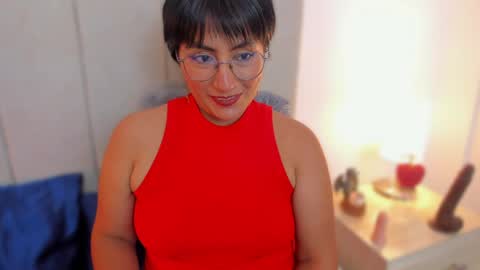 Nathalie online show from 04/16/26, 08:09