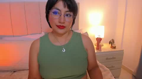 Nathalie online show from 06/29/26, 09:04