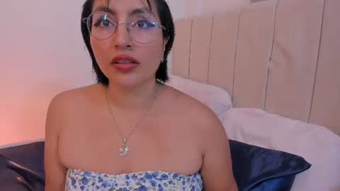 Nathalie online show from 07/17/26, 08:14