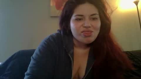 Snapshot of natty_green chatting on 03/27/26, 05:45 Natalie G online show from 03/27/26, 05:45