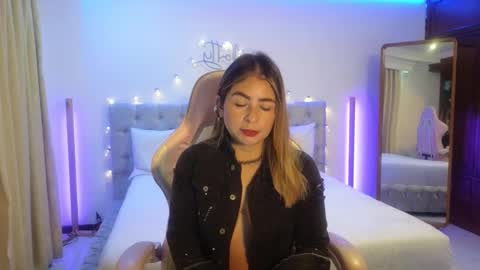 Natty  and Almah online show from 12/10/24, 02:17