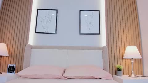 Snapshot of natural_bigboobs chatting on 02/21/26, 01:23 Jazmin Bigboobs online show from 02/21/26, 01:23