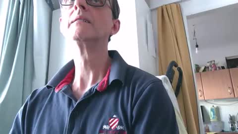 Snapshot of naturista25 chatting on 05/01/26, 04:22 naturista25 online show from 05/01/26, 04:22