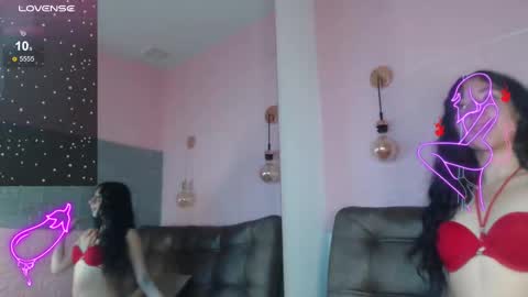 Snapshot of natuxxa chatting on 03/10/25, 04:38 natuxxa online show from 03/10/25, 04:38