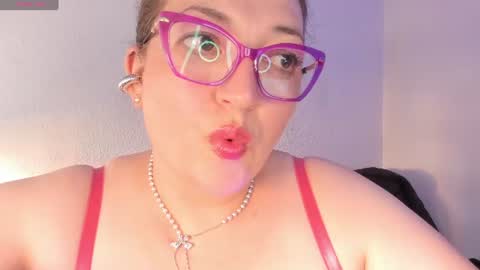 Snapshot of naty__mature_ chatting on 06/16/26, 05:48 Nataly online show from 06/16/26, 05:48