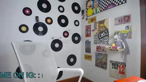 Fernanda online show from 02/23/25, 12:51