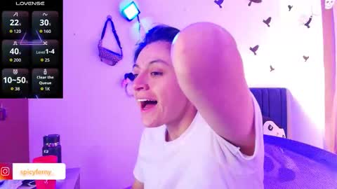 Fernanda online show from 10/20/25, 08:48