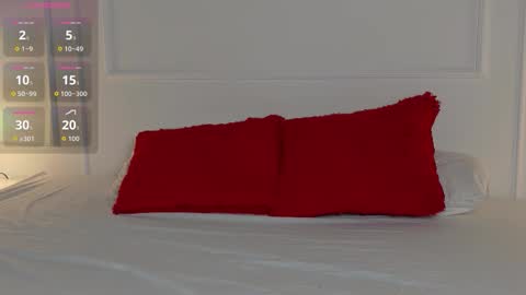 naty_model25 online show from 11/17/25, 11:10