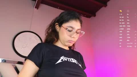 Naty Saenz online show from 02/10/25, 09:25