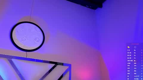 Naty Saenz online show from 11/20/25, 10:04