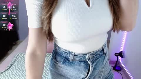 Natalia online show from 01/31/25, 01:11