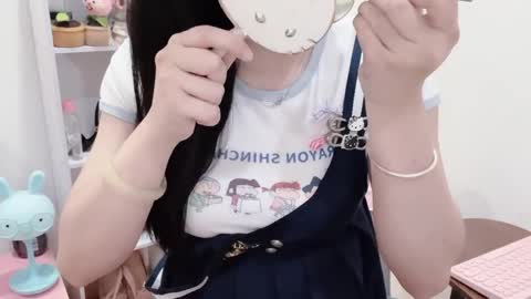 Kiki online show from 05/06/26, 02:19