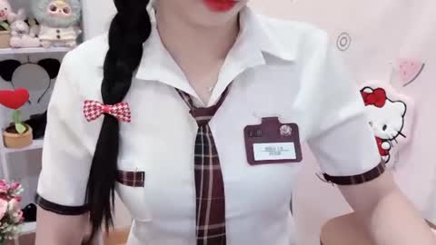 Snapshot of natycutiegirl chatting on 07/17/26, 02:18 Kiki online show from 07/17/26, 02:18