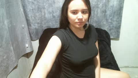 Snapshot of natyscoth chatting on 12/11/24, 10:03 online show from 12/11/24, 10:03