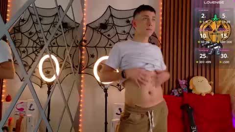 Christopher  Chris online show from 10/06/25, 06:16