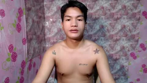 Snapshot of naughty_angelo chatting on 07/09/26, 09:24 naughty_angelo online show from 07/09/26, 09:24