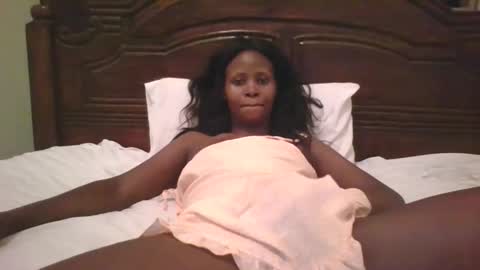 alisha online show from 10/25/25, 05:04