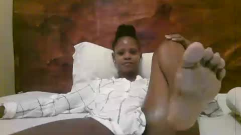 alisha online show from 06/17/26, 04:15