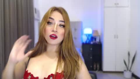 Snapshot of naughty_dreamerxxx chatting on 06/26/26, 11:42 Queen Jess online show from 06/26/26, 11:42